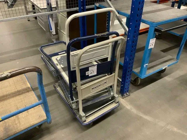 Inklapbare plateauwagen (5x) - afbeelding 1 van  3