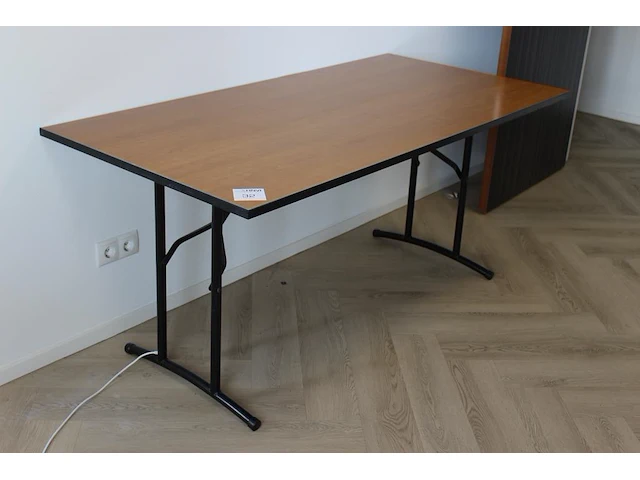 Inklapbare werktafel. afmeting 160 x 80 x 73cm. - afbeelding 2 van  2