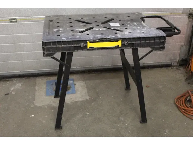 Inklapbare werktafel stanley, afmeting werkblad 84,5 x 60cm - afbeelding 1 van  2