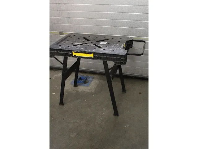 Inklapbare werktafel stanley, afmeting werkblad 84,5 x 60cm - afbeelding 2 van  2
