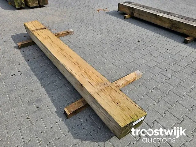 Inlands eiken balk 255x25x20cm - afbeelding 3 van  5