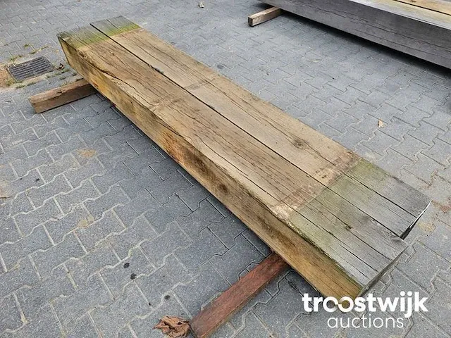 Inlands eiken balken 250x25x25cm 2 stuks - afbeelding 2 van  6