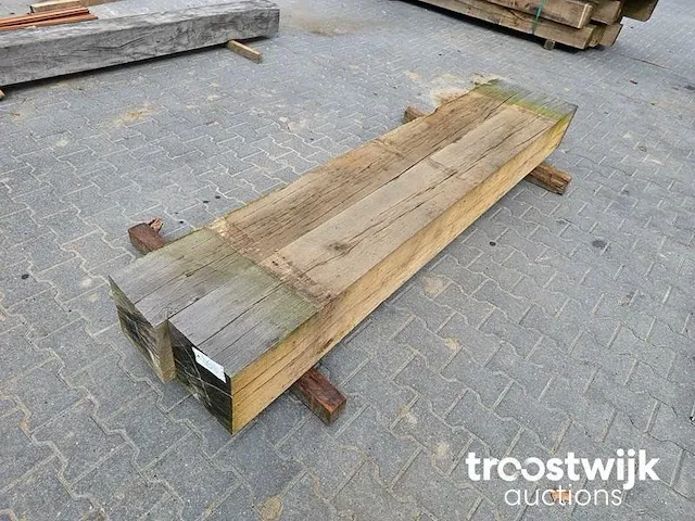 Inlands eiken balken 250x25x25cm 2 stuks - afbeelding 3 van  6