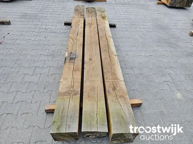 Inlands eiken balken 3 stuks 262-268cm lang 20x20cm - afbeelding 5 van  7