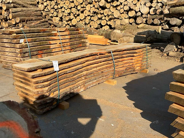 Inlands eiken stam 27 mm ca. 0,338 m³ - afbeelding 1 van  5