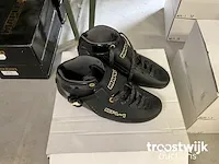 Inline skate - afbeelding 2 van  4