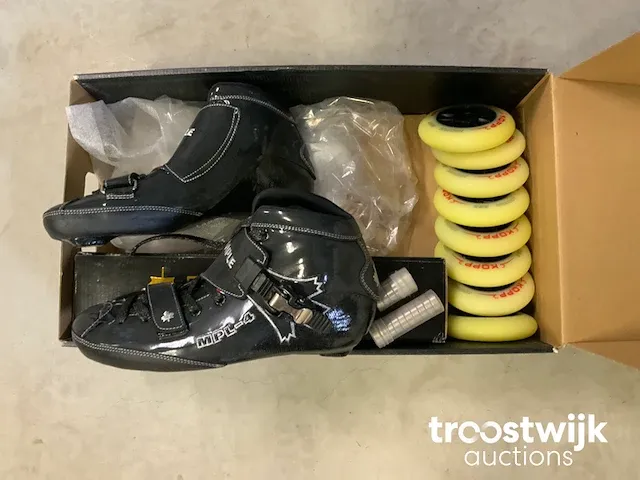 Inline skate - afbeelding 2 van  3