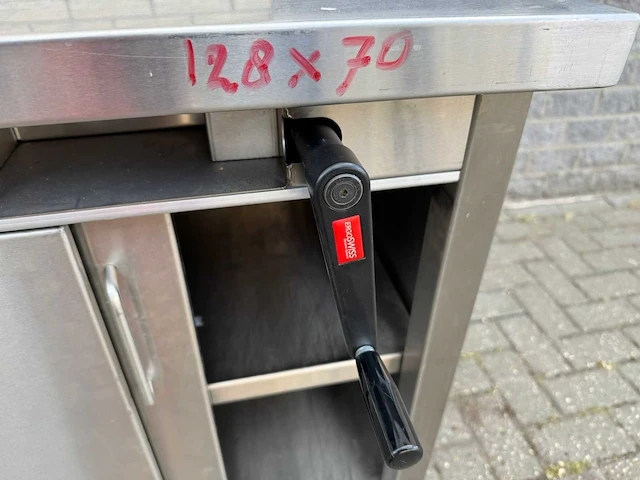 Inox - 128x70 - rvs werktafel - afbeelding 3 van  3