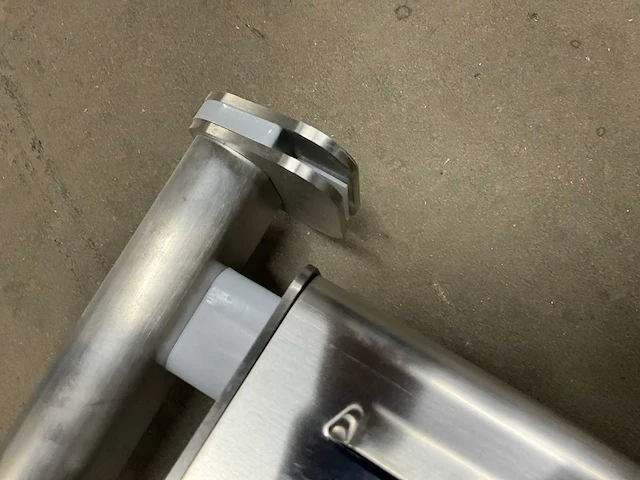 Inoxfera ipc-5 c opbouw warmtebrug - afbeelding 6 van  7