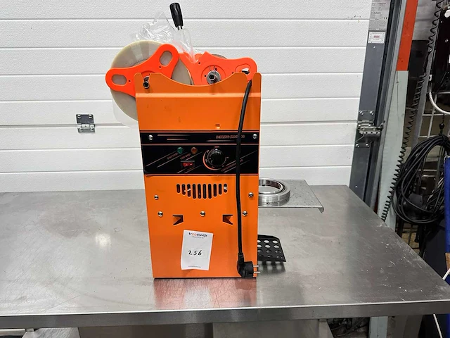 Inpakmachine - afbeelding 1 van  3