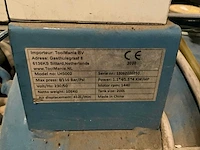 Inrichting werkbus t.b.v. isoleren. bestaande uit: toolmania lh5002 compressor, spuitslangen, pompen en regelaars - afbeelding 3 van  9