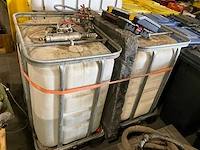 Inrichting werkbus t.b.v. isoleren. bestaande uit: toolmania lh5002 compressor, spuitslangen, pompen en regelaars - afbeelding 6 van  9