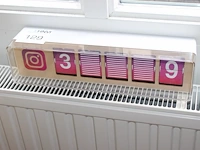 Instagram bezoekersteller smiirl. - afbeelding 1 van  2