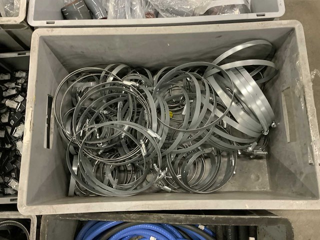 Installatie materiaal - afbeelding 6 van  9