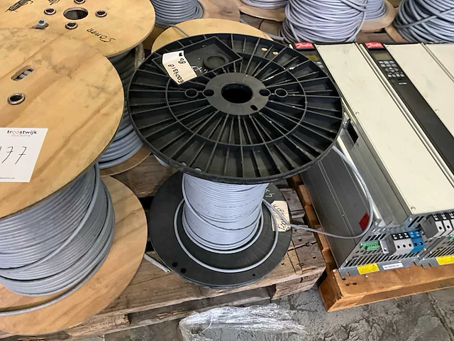 Installatiekabel op haspel (5x) - afbeelding 2 van  5