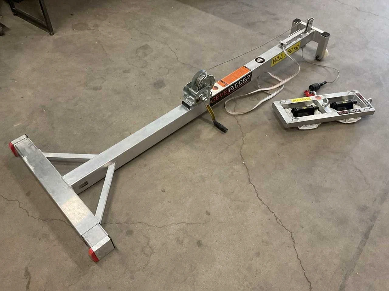 Installatiemateriaal, gereedschap en sanitair