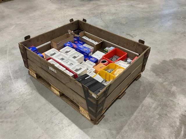 Installatiemateriaal - afbeelding 1 van  7