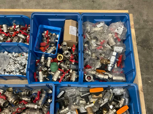 Installatiemateriaal - afbeelding 4 van  5
