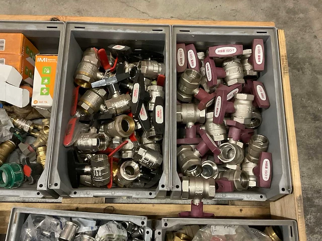 Installatiemateriaal - afbeelding 4 van  5