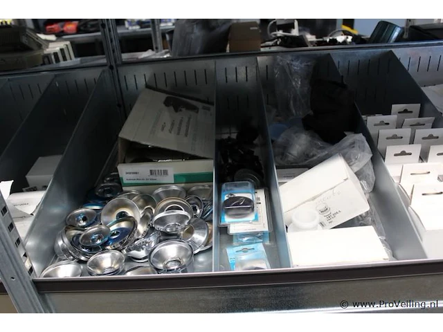 Installatiematerialen sanitair - afbeelding 3 van  9