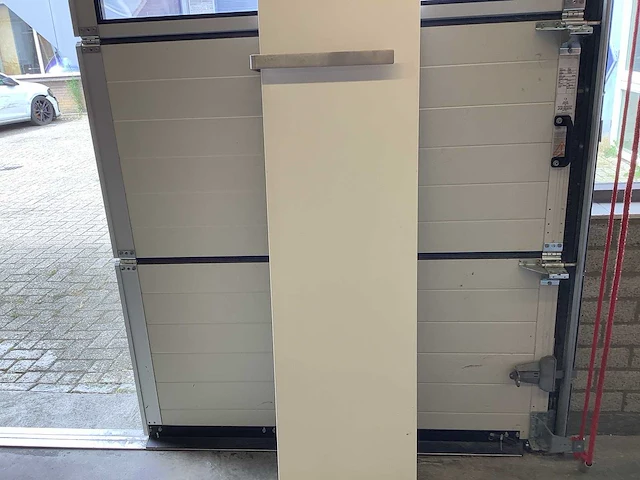 Instamat - stretta - sierradiator met handdoekrek 172,5x47 cm - afbeelding 2 van  4