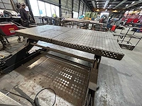 Instelbaar - lastafel Instelbaar - lastafel