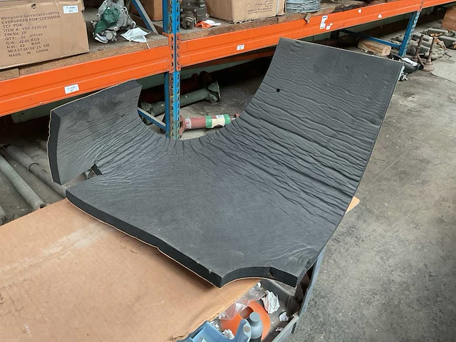 Insulation - afbeelding 1 van  3