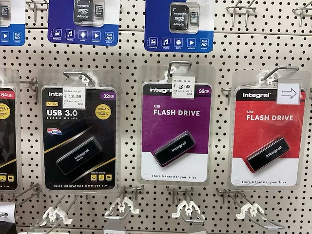 Integral usb sticks en geheugenkaarten (12x) - afbeelding 6 van  7
