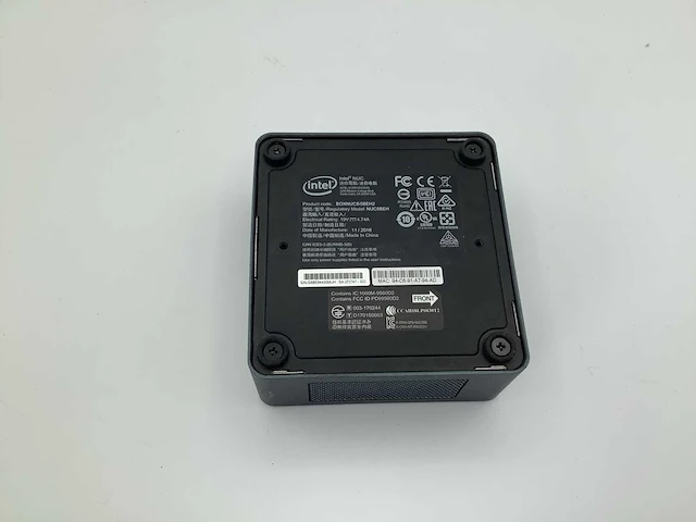 Intel nuc nuc8beh mini pc - afbeelding 4 van  5