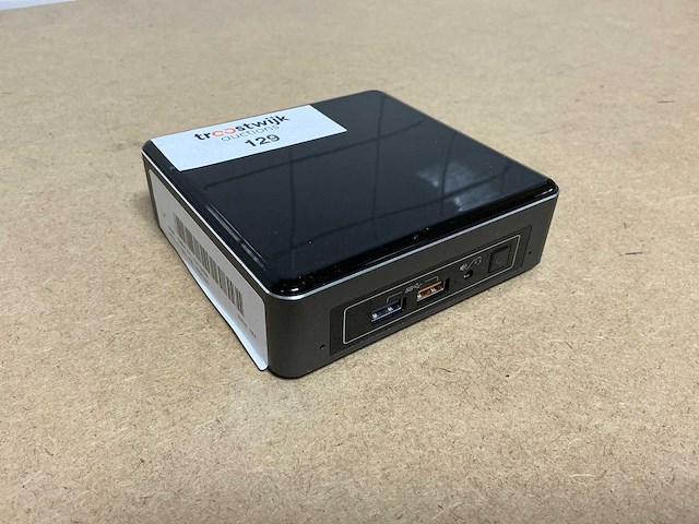 Intel nuc7i5bnk desktop - afbeelding 1 van  6