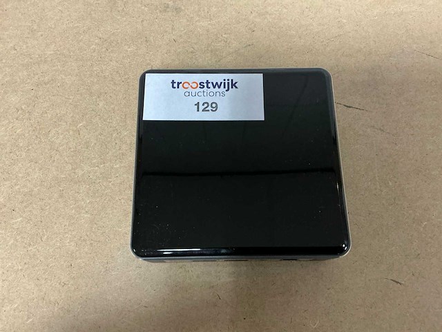 Intel nuc7i5bnk desktop - afbeelding 2 van  6