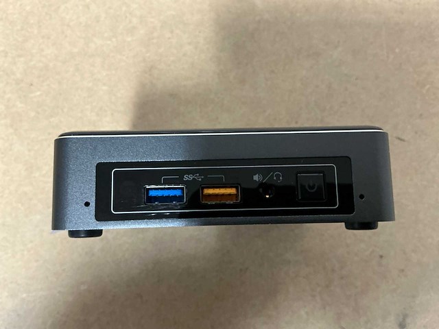 Intel nuc7i5bnk desktop - afbeelding 4 van  6
