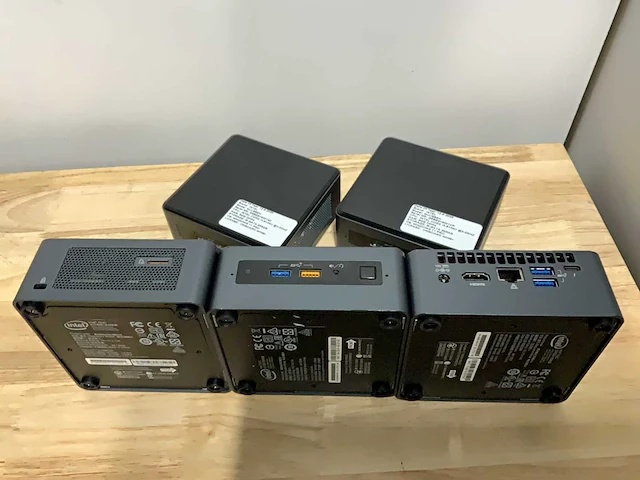 Intel nuc8beh desktop (5x) - afbeelding 2 van  7