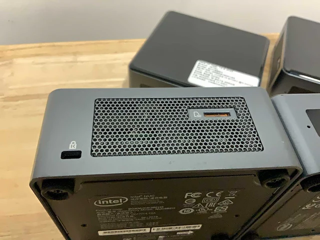 Intel nuc8beh desktop (5x) - afbeelding 3 van  7