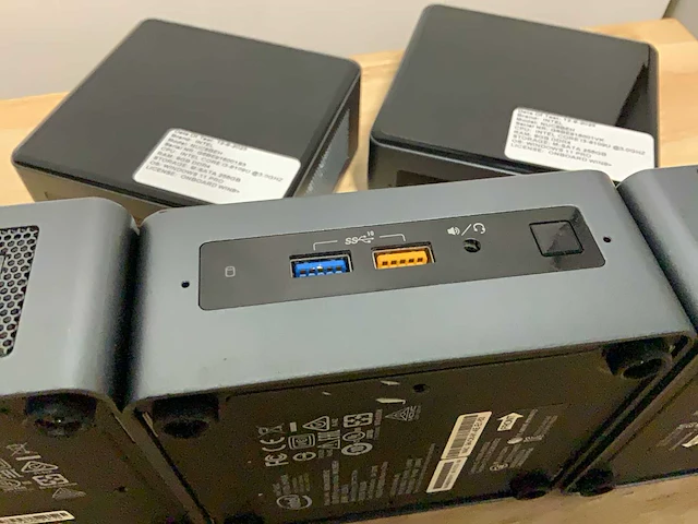 Intel nuc8beh desktop (5x) - afbeelding 4 van  7