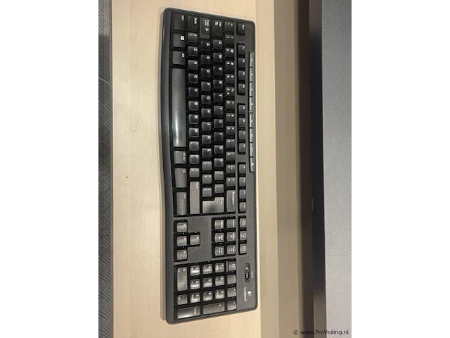 Intel pentium desktop pc incl. logitech toetsenbord - afbeelding 4 van  6