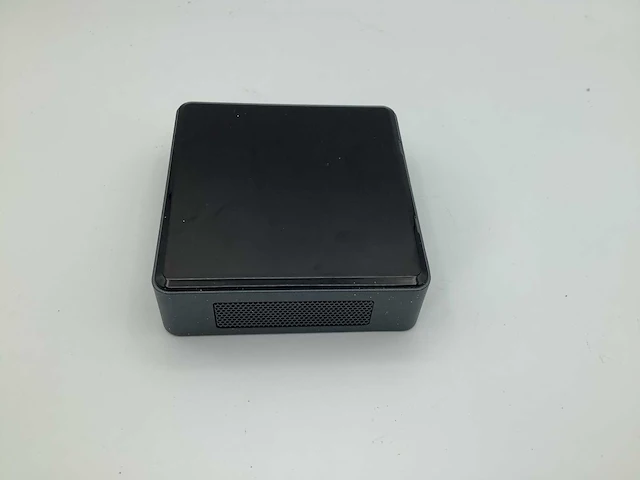 Inten nuc nuc8bek mini pc - afbeelding 4 van  4