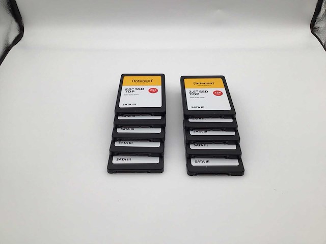 Intenso 256gb sata ssd interne hardeschijf (10x) - afbeelding 3 van  4