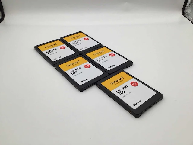 Intenso 256gb sata ssd interne hardeschijf (5x) - afbeelding 1 van  4