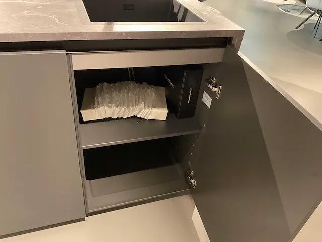 Inter living - showroomkeuken (c) - afbeelding 7 van  20