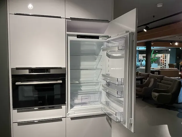 Inter living - showroomkeuken - afbeelding 17 van  29