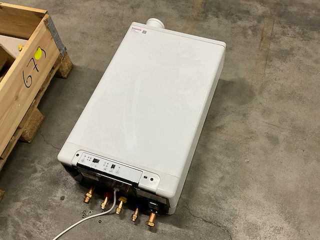 Intergas kombi kompakt hreco 36 combi cv-ketel - afbeelding 1 van  2