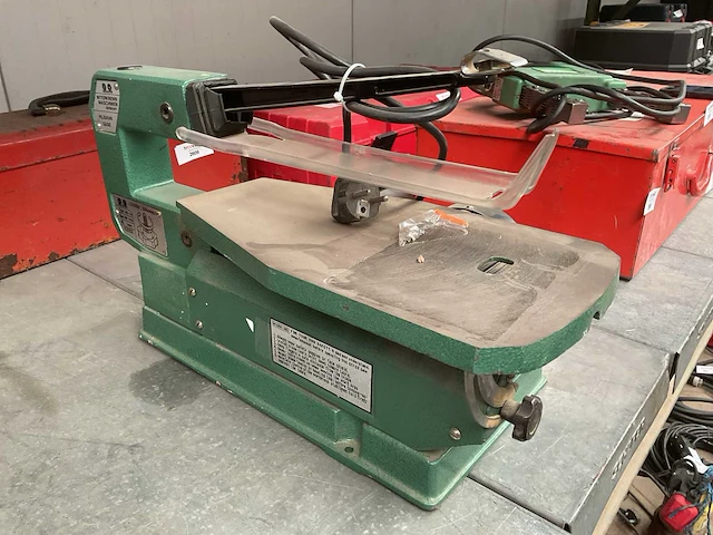 Interkrenn figuurzaag machine - afbeelding 2 van  5