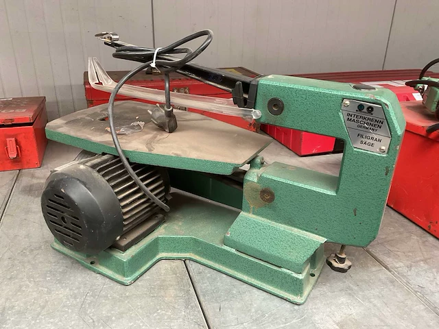 Interkrenn figuurzaag machine - afbeelding 4 van  5