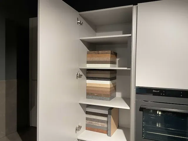 Interliving - showroomkeuken (c) - afbeelding 15 van  24