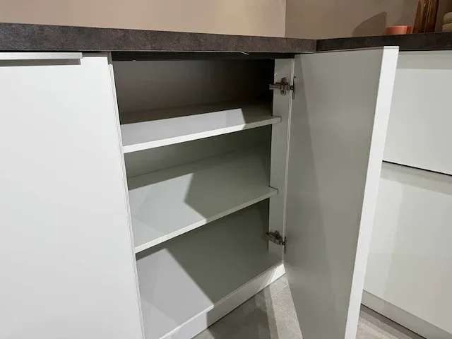 Interliving - showroomkeuken - afbeelding 11 van  40