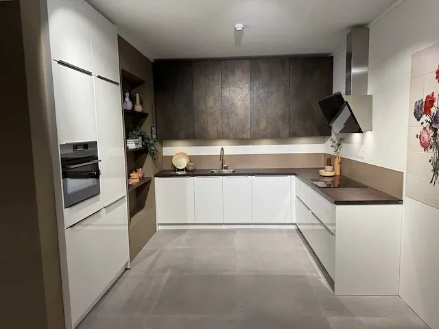 Interliving - showroomkeuken - afbeelding 1 van  40