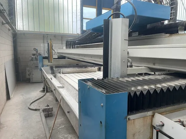 Intermac groove 1500 cnc rillenslijper - afbeelding 8 van  14