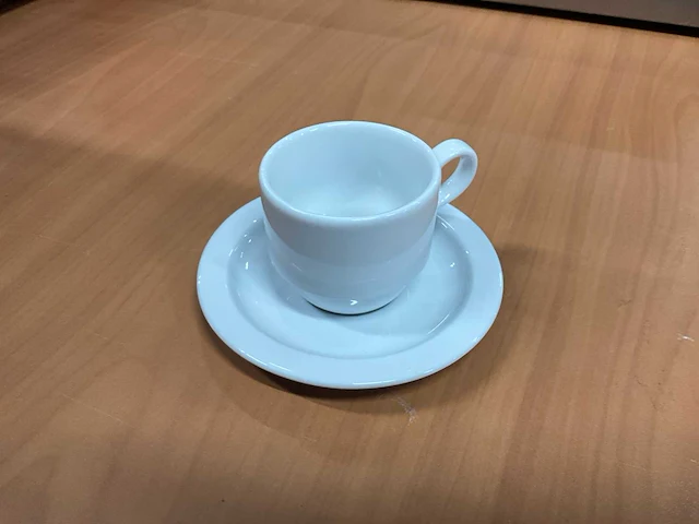 Intermezzo koffiekop en schotel (100x) - afbeelding 1 van  5