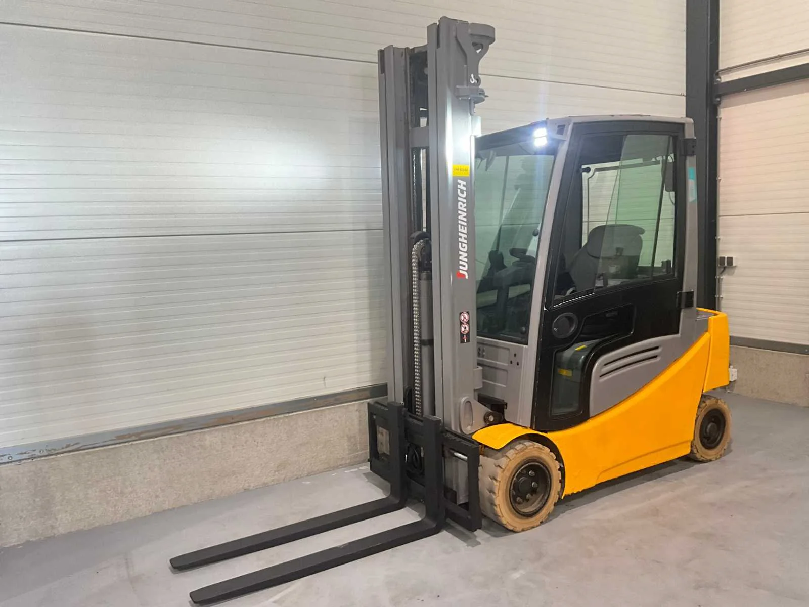 Intern transport materieel en gereedschappen